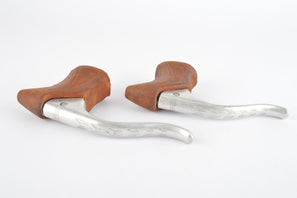 Shimano #BL-Z304 non-aero brake lever set with brown hoods